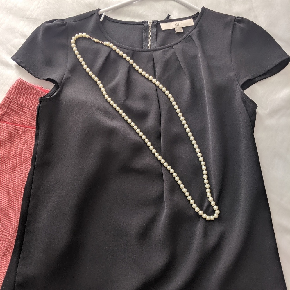 ♥️Loft cap sleeve blouse